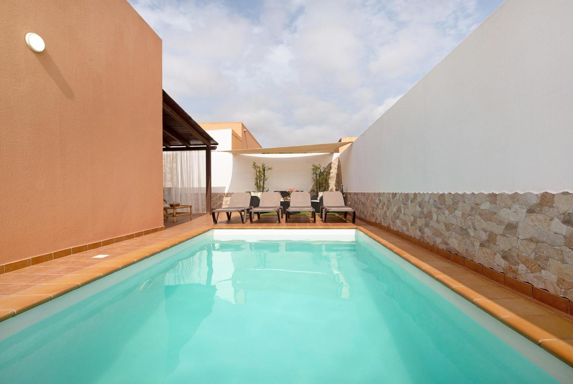 El Cortijo Villa La Oliva Kültér fotó